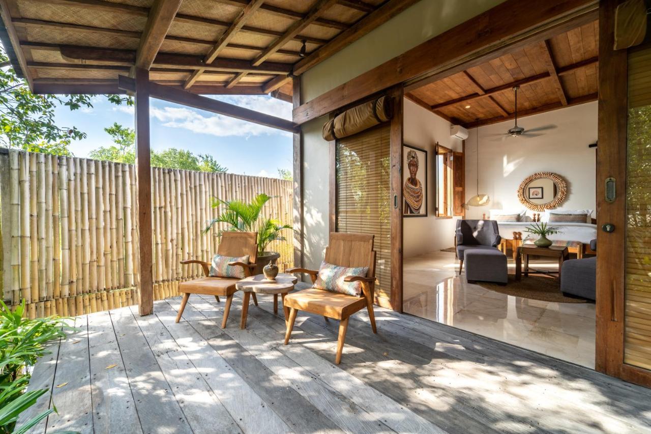 Villa Pulau Cinta Boutique Suites Гілі-Мено Екстер'єр фото